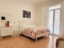 B & B Ideal Suite 41