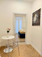 B & B Ideal Suite 41