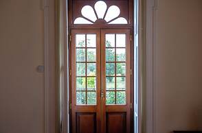 Casa dos Livros - Guest House