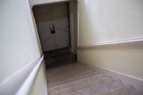 Casa dos Livros - Guest House