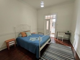 Casa dos Livros - Guest House