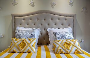 Casa dos Livros - Guest House