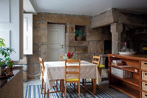 Casa dos Livros - Guest House