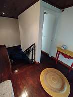 Casa dos Livros - Guest House