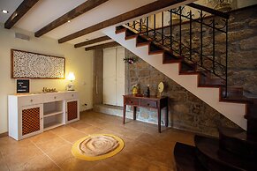 Casa dos Livros - Guest House