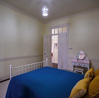 Casa dos Livros - Guest House