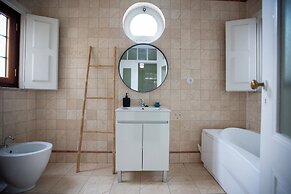 Casa dos Livros - Guest House