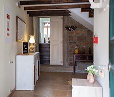 Casa dos Livros - Guest House