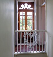 Casa dos Livros - Guest House