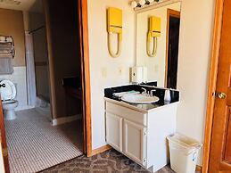 Dew Drop Inn Motel by OYO Miller SD