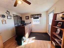 Dew Drop Inn Motel by OYO Miller SD