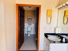 Dew Drop Inn Motel by OYO Miller SD