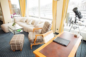 The Grand Arosa Pop-up Hotel