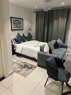 EBS LEGEND ONE BEDROOM DUPLUX embassy