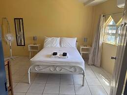 Charming Studio in Port of Spain With Pool Access