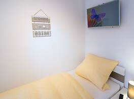 Beach Oasis Comfortable Holiday Residence