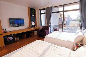 CELINA HOTLE Ninh Bình