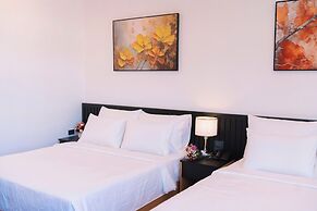 CELINA HOTLE Ninh Bình