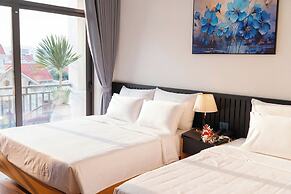 CELINA HOTLE Ninh Bình