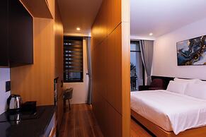 CELINA HOTLE Ninh Bình