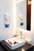 CELINA HOTLE Ninh Bình