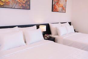 CELINA HOTLE Ninh Bình