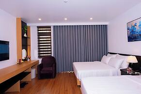 CELINA HOTLE Ninh Bình