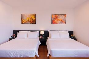 CELINA HOTLE Ninh Bình