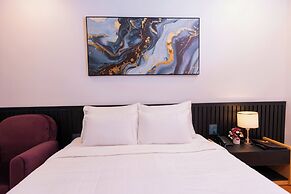 CELINA HOTLE Ninh Bình