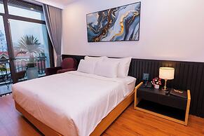 CELINA HOTLE Ninh Bình