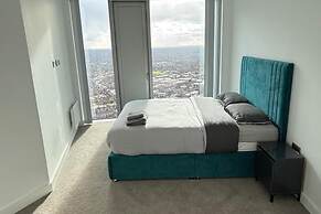 Apt Sleeps 6 With Two Bathrooms