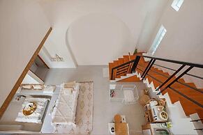 Mediterranean-Asian 3BR Villa Cristina