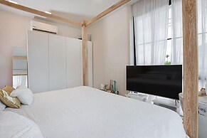 Mediterranean-Asian 3BR Villa Cristina