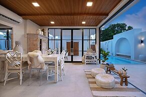 Mediterranean-Asian 3BR Villa Cristina