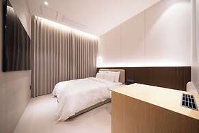 Hound Hotel Daecheon