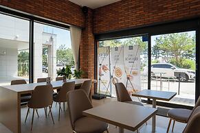 Hound Hotel Daecheon