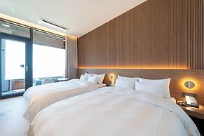Hound Hotel Daecheon