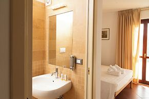 LA ROCCA RELAIS