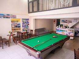 Boo HOSTEL Wifi Free and Rooftop Retreat