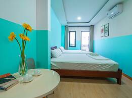 Boo HOSTEL Wifi Free and Rooftop Retreat