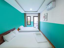 Boo HOSTEL Wifi Free and Rooftop Retreat