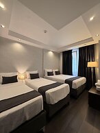 Grand Armada Hotel