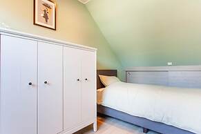 Cozy Ostend Home Tin Tin la Mer Near Beach
