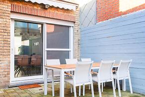 Cozy Ostend Home Tin Tin la Mer Near Beach