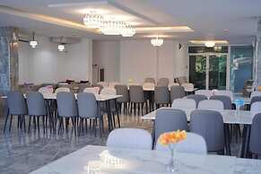 D Eco Wellness Center