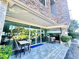 D Eco Wellness Center