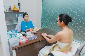 D Eco Wellness Center