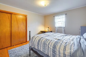 2 Mi to Town: Rustic East Tennessee Home!