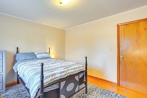 2 Mi to Town: Rustic East Tennessee Home!