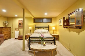 6 Mi to Dtwn: Portland Area Urban Oasis